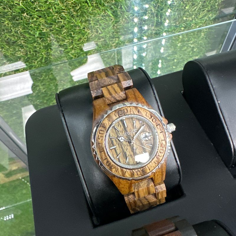 Montre Zebrano