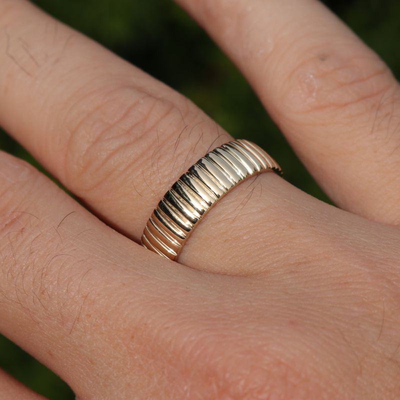 Bague Vertical en or 10K