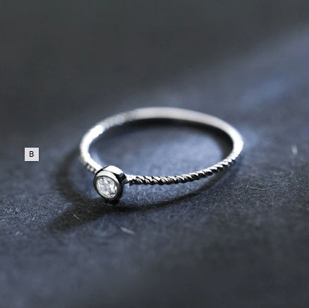 Bague l'Éblouissante minimaliste en argent sterling