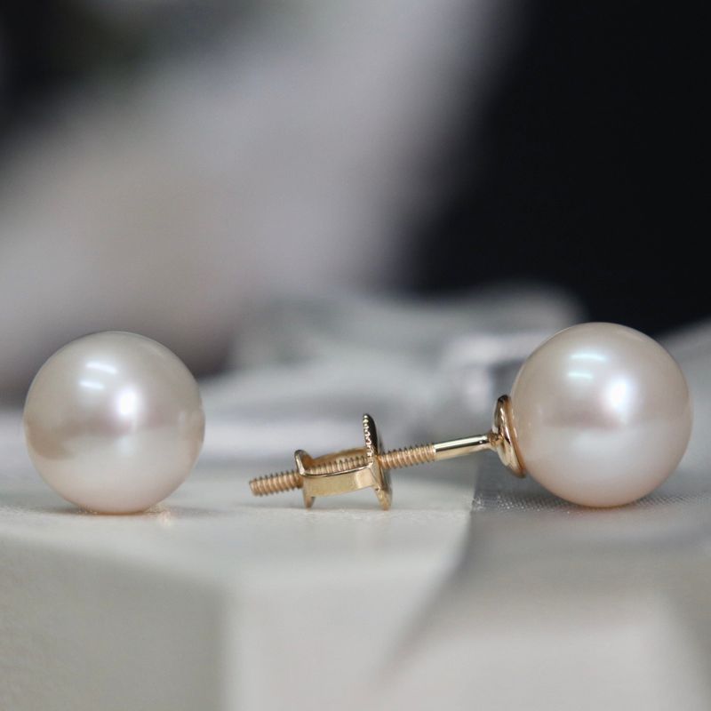 Boucles d’oreilles perles d’eau douce et or 14K