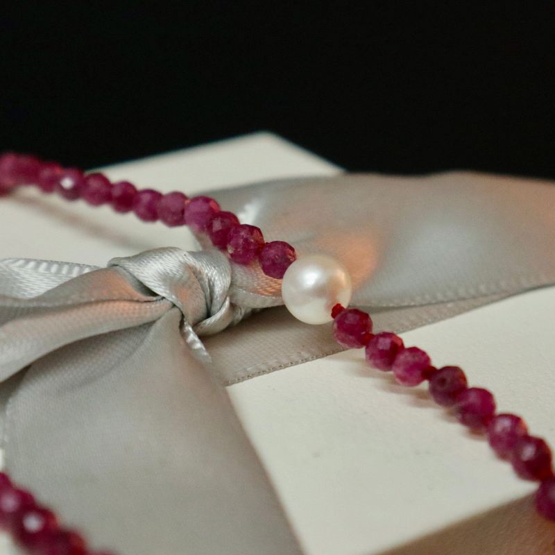Bracelet Vibrance en perles et rubis